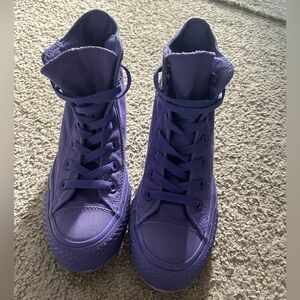 WOMEN'S HIDDEN WEDGE SNEAKER CHUCK TAYLOR HI - worn once